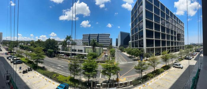 1BR Shore Residences near Mall Of Asia and NAIA #3