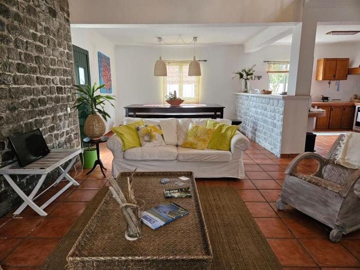 Mosteiros Vineyards House, Nature Praia&Sunset