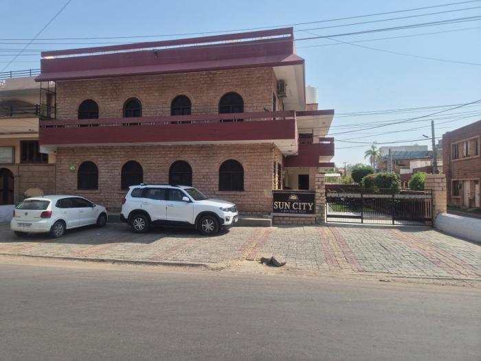 Hotel Gajender Niwas Sun City A Boutique Stay