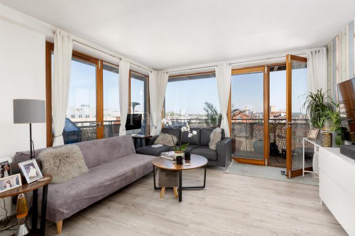 Sunny Penthouse Apartment