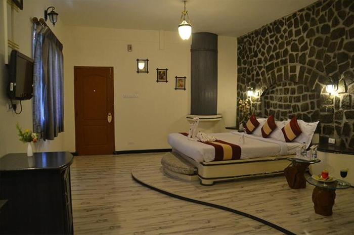 New Carnival Hotel