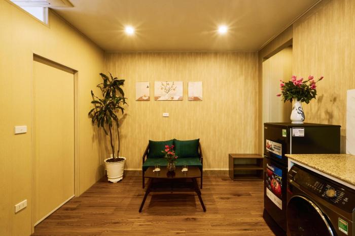 Căn hộ 1 ngủ 1 khách ấm áp trong khu phố Linh lang sầm uất