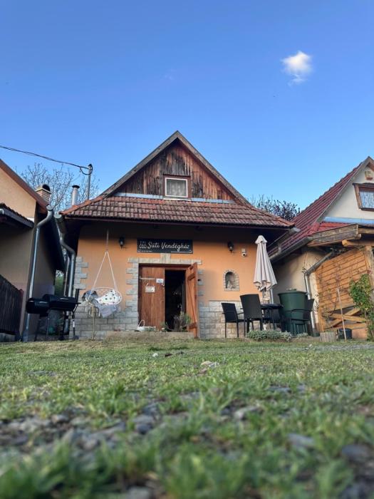 Süti Vendégház Ipolytölgyes