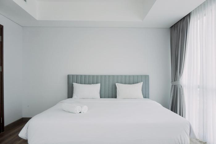 Wonderful and Homey 1BR The Smith Alam Sutera Apartment By Travelio