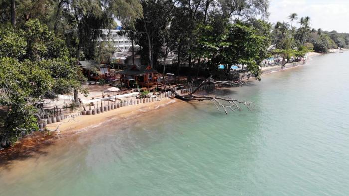 Seawood Beachfront Villas