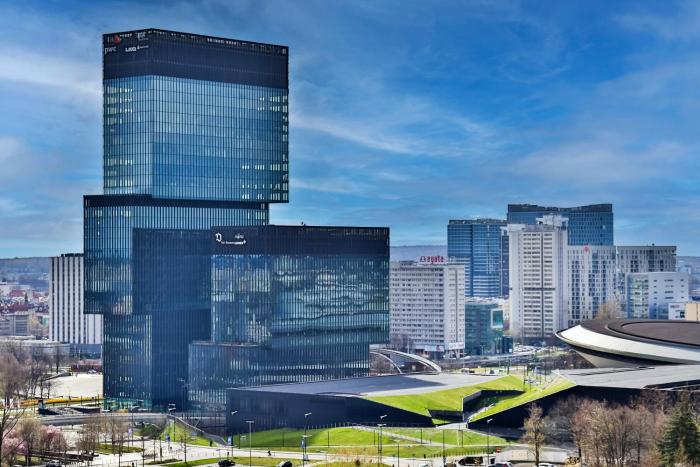 Katowice Spodek 1-2-3 Pokojowy