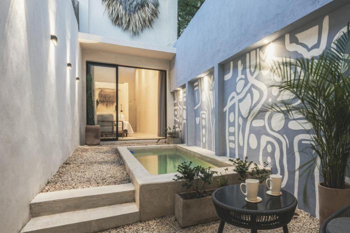 Casa Esperanza Couples Downtown and Pool