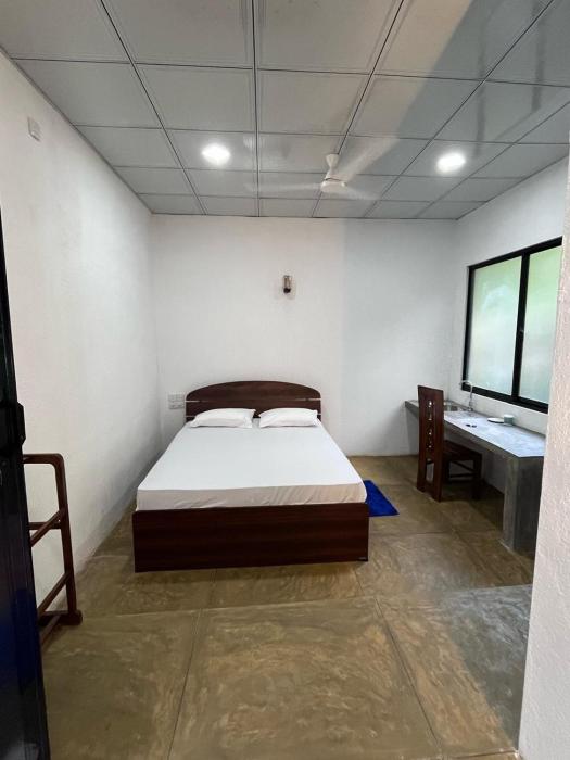 Unawatuna White Villa