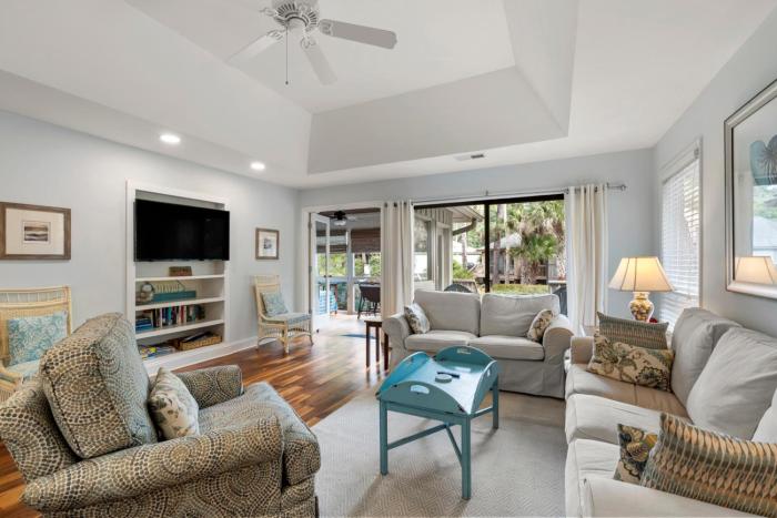 1220 Greenslake Cottage by Akers Ellis Rentals