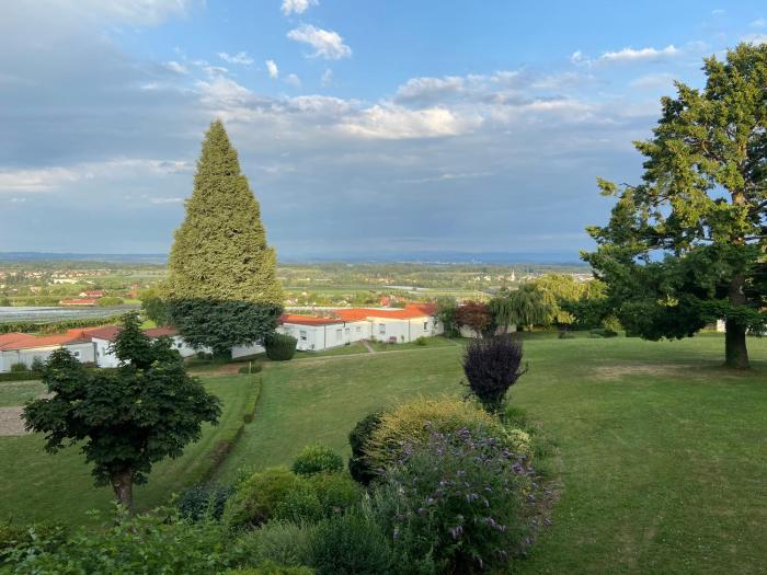 Apartment Bodenseepanorama mit wunderschönem Alpenpanorama und Indoor-Pool