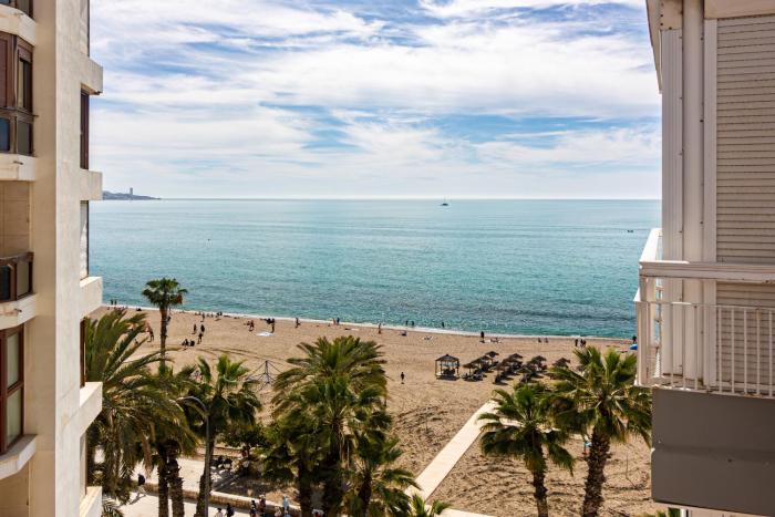 Sea & Wave Malagueta