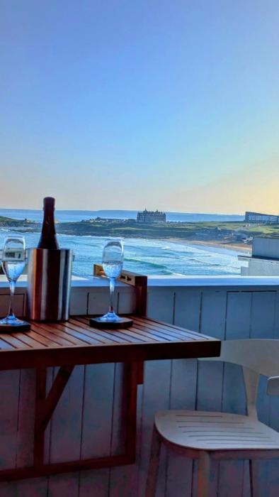 C8 Bay Apartments - Fistral Beach View - Newquay