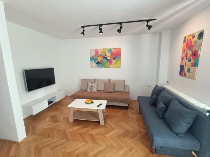 Urban View - Main Square Gate Apartment