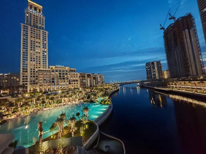 Stylish 1BR City View at Vida Creek Beach