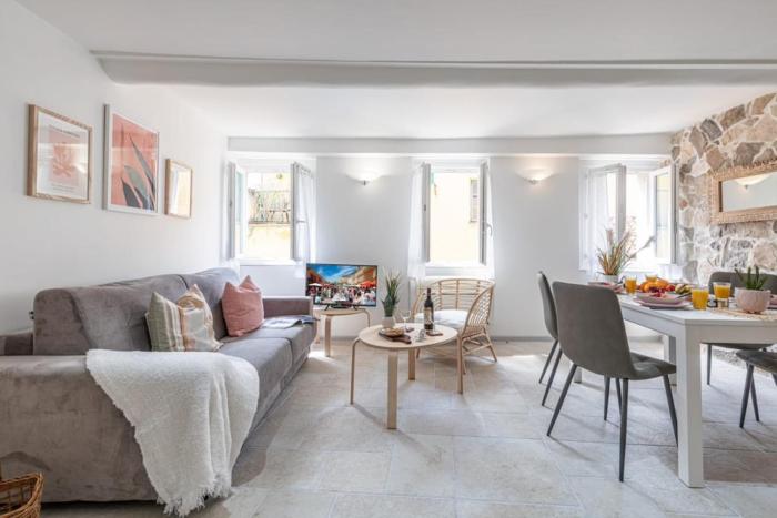 MALONAT - Cosy Apart in Old Town w AC