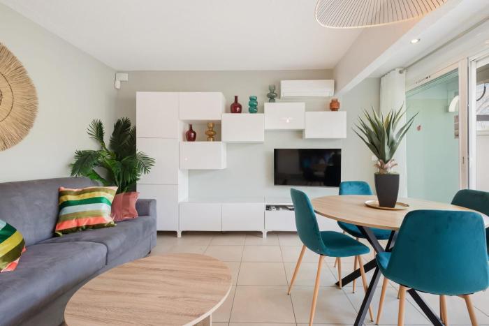 Villa Soleil Levant Villa with Terrace Near the Beach