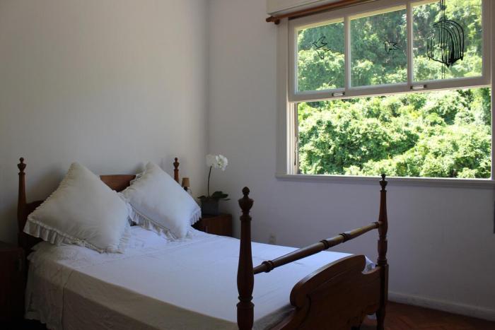 Copacabana-spacious and quiet apartment, 5m to the beach, forest