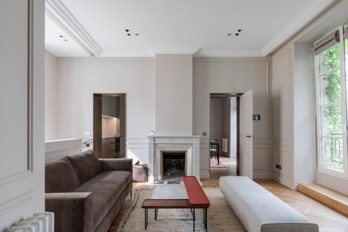 A mini-suite for 2, in a green setting