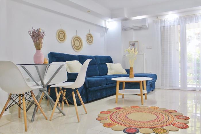 Bright and Peaceful Apartment near Varkiza beach