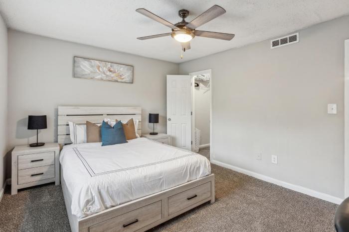 Crest at East Cobb 1832A I Spacious 1Bd 1 Bth