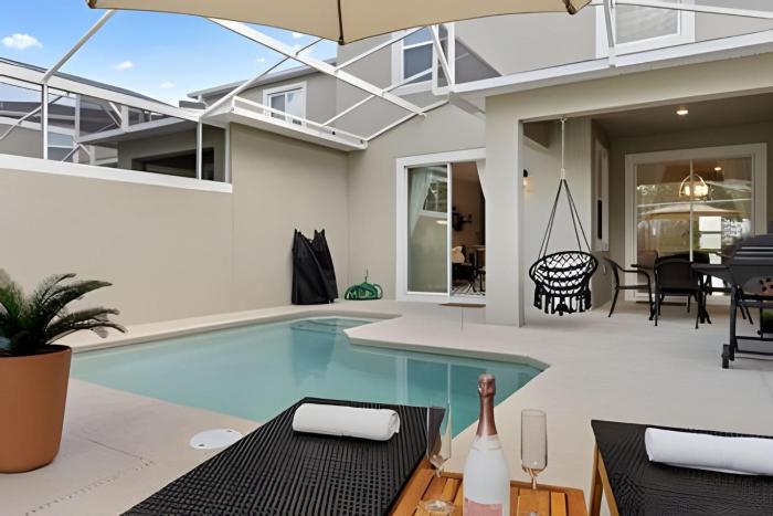 Champions Gate, Pool Home near Disney