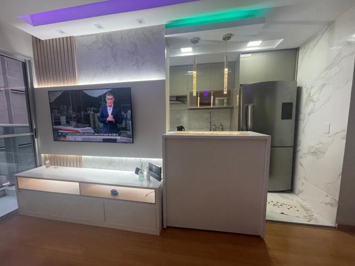 Quarto privativo em apartamento