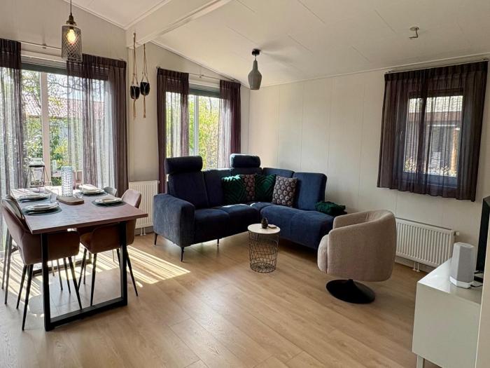 Chalet near Sint Maartenszee Beach