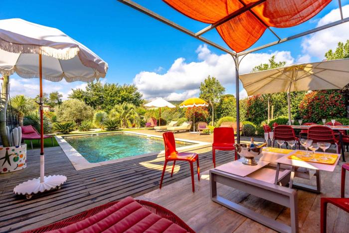 Villa Les Mures l Pool & Garden l Shellter Rentals