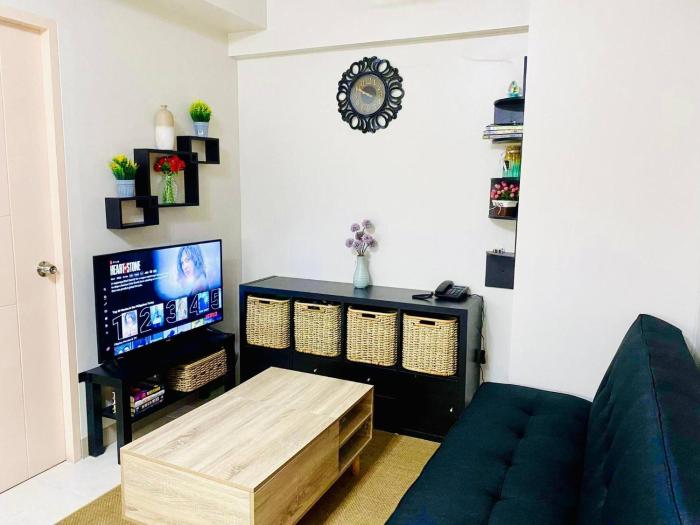 2br Unit at Asmara near St Lukes Medical Center