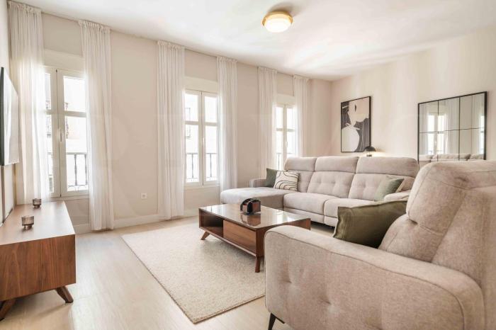 Exclusive apartment in the centre with parking REMS