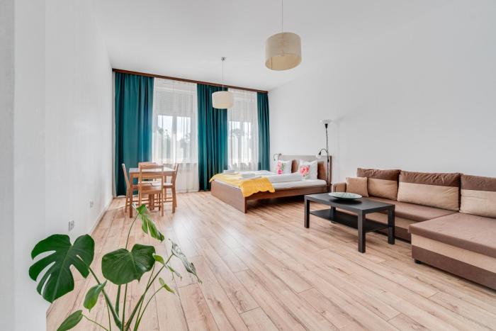 Jedności Narodowej 46 by Homeprime