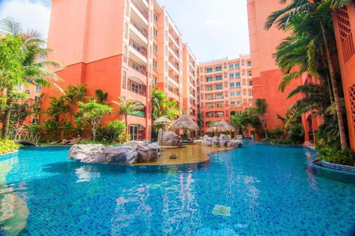 Seven sea one bedroom suite with pool view