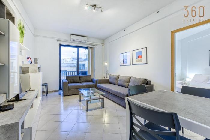 Sliema 1BR Gem, Prime Location & Balcony Views by 360 Estates