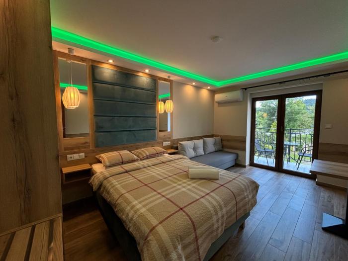 ASENATA Pokoje i Apartamenty Ustroń Centrum, basen letni, komfort, widok na góry