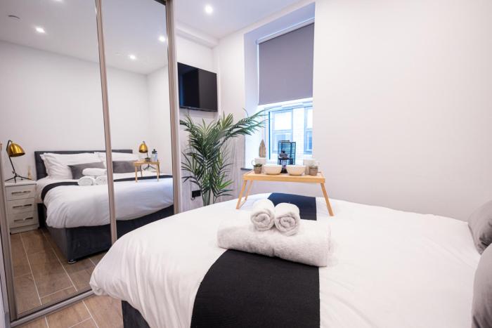 Chic 2King BD Apt London with Ensuite & Pull Out Bed