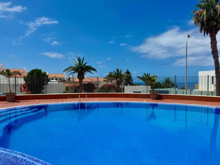 San Eugenio Charming Renovated Apartment Tenerife