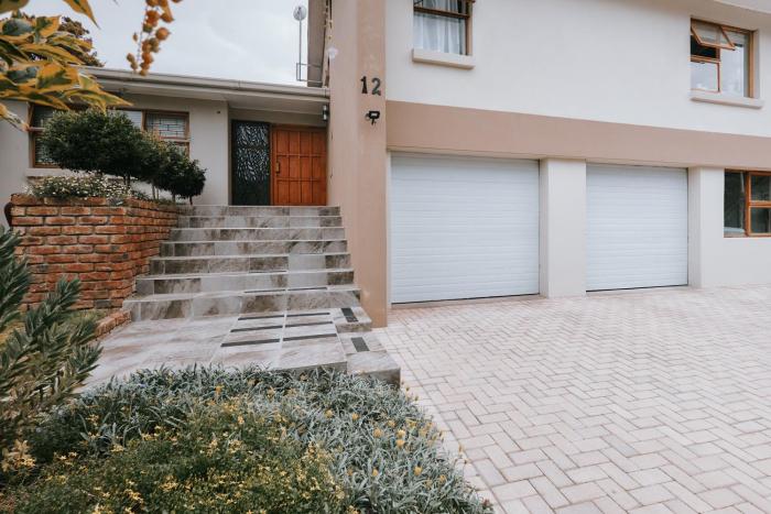 Guesthouse Grace At The Bay