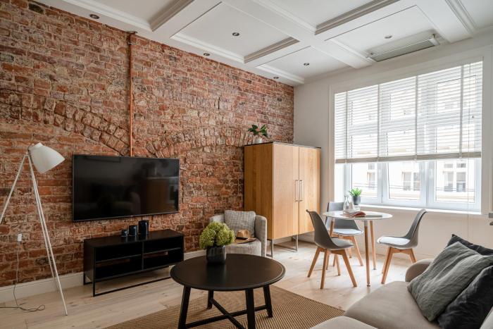 Comfort & Modern Apartment by Market Square with AC AS Home S5a