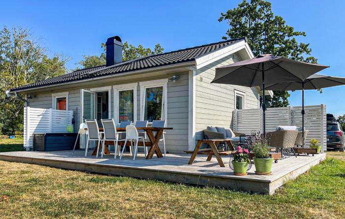 Stunning Home In Gotland With Kitchen