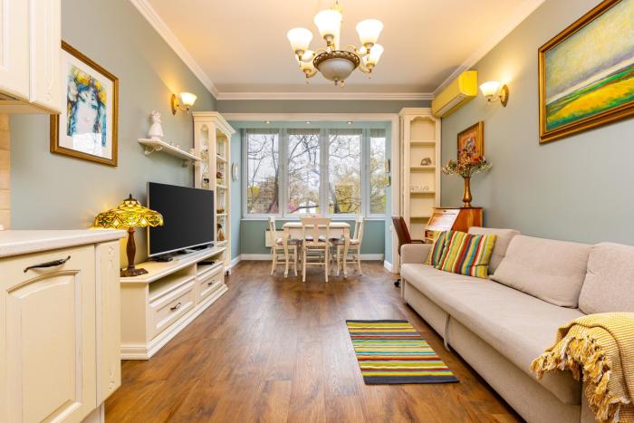1BR Vintage Charm with Modern Twist on Maritsa St by Flat Manаger