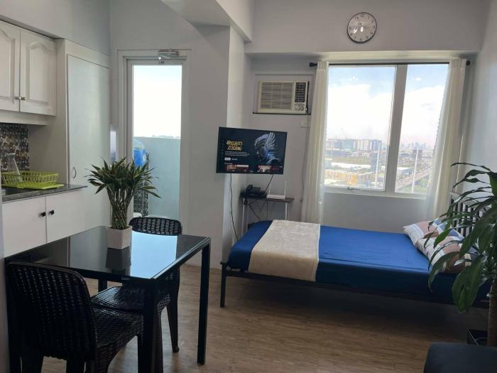 Ultimate getaway in Alabang at Anuva Residences