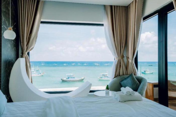 New Moon Hotel Phu Quy