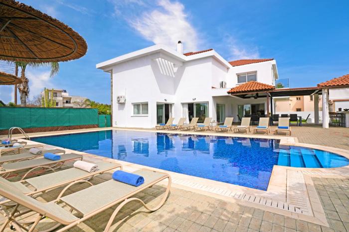 Nissi Diamond Mansion