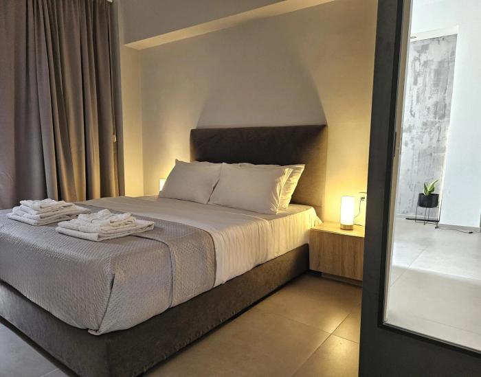 Spartan Townhouse Apt 1 Thermopylae Terrace