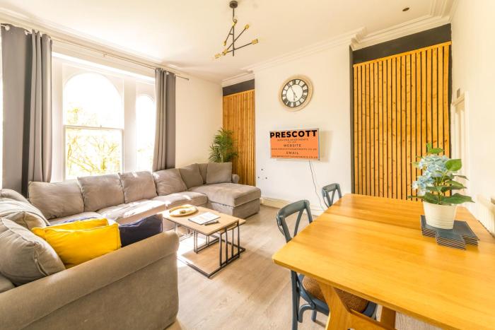 Centralised Osborne with Free Parking by Prescott Apartments