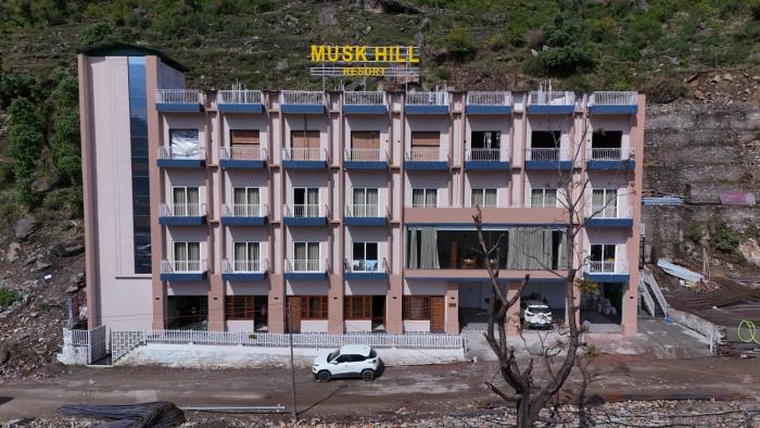Musk Hill Resort