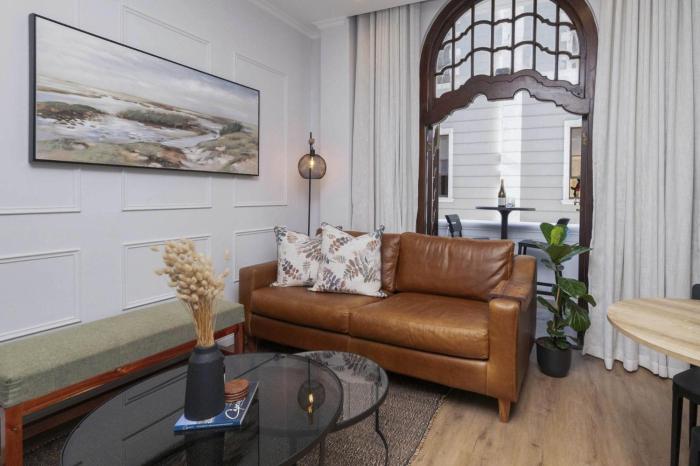 Venice House 1-Bedroom City Apartment