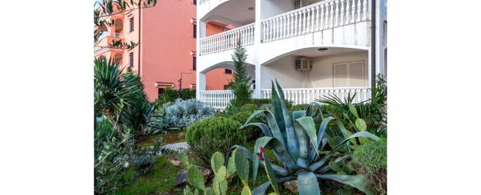 Pet Friendly Escape Njivice