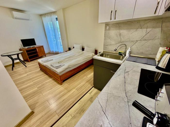 MK Studios Krustova Vada plus Parking!!!