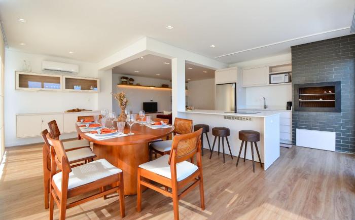 Cobertura SunClub - 300 mtrs da Praia do Campeche - SDI012